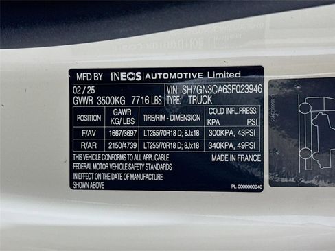 Used 2025 INEOS Grenadier AWD/4WD image 30