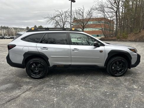 Used 2025 Subaru Outback Wilderness image 4