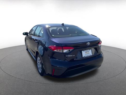 Used 2025 Toyota Corolla LE image 11