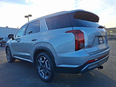 Used 2024 Hyundai Palisade SEL w/ Premium Package image 4