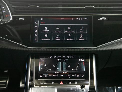 Used 2021 Audi RS Q8 w/ Carbon Optic Package AWD/4WD image 19