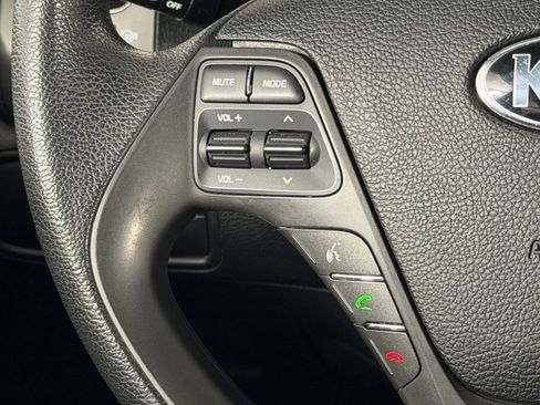 Used 2018 Kia Forte LX w/ LX Popular Package image 15