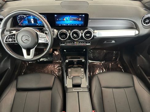 Used 2022 Mercedes-Benz GLB 250 image 12