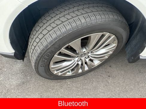 Used 2021 Toyota Venza Limited w/ Advanced Technology Package AWD/4WD image 10