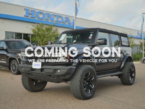 Used 2022 Ford Bronco Outer Banks AWD/4WD image 1