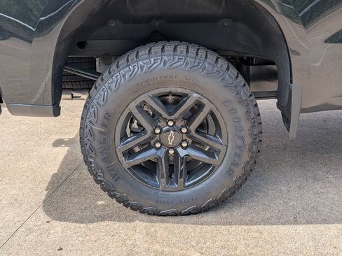 New 2026 Chevrolet Silverado 1500 Custom Trail Boss AWD/4WD image 3
