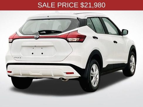 New 2025 Nissan Kicks Play S image 6