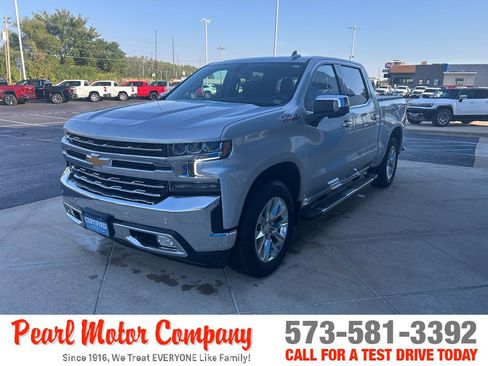 Certified 2022 Chevrolet Silverado 1500 LTZ image 8