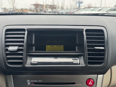 Used 2007 Subaru Outback 2.5i image 17