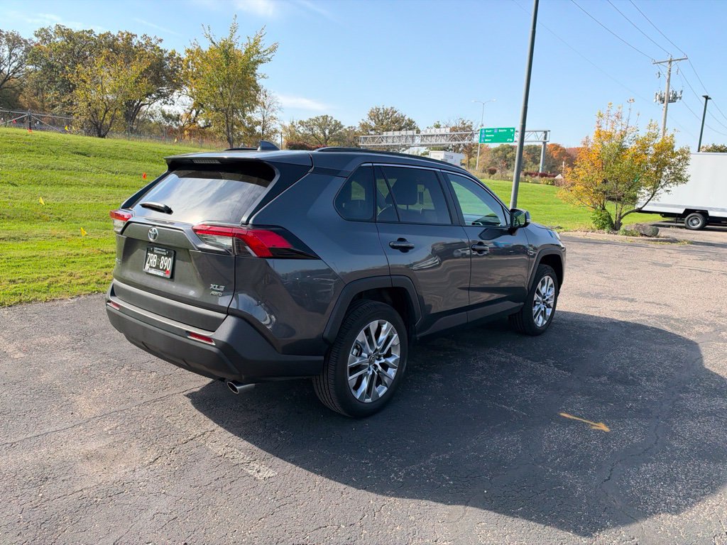 Used 2025 Toyota RAV4 XLE Premium w/ Weather Package AWD/4WD image 25