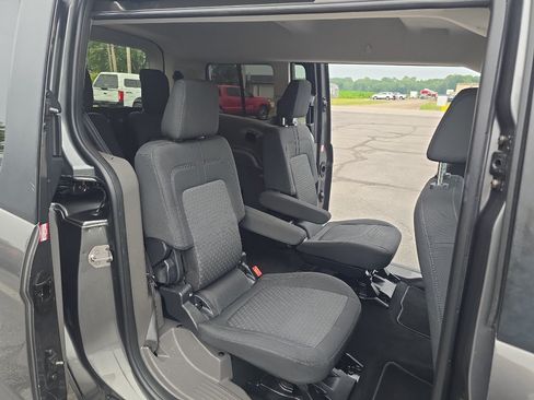 Used 2019 Ford Transit Connect XLT FWD image 19
