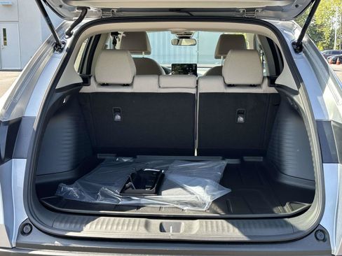 New 2027 Honda HR-V LX image 8