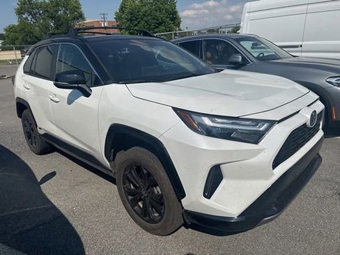 Used 2023 Toyota RAV4 XSE w/ XSE Grade Weather Package AWD/4WD image 4