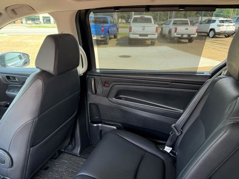 Used 2025 Honda Odyssey EX-L image 17
