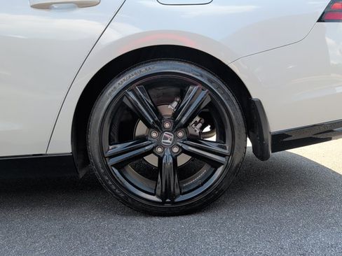Used 2023 Honda Accord Sport image 29
