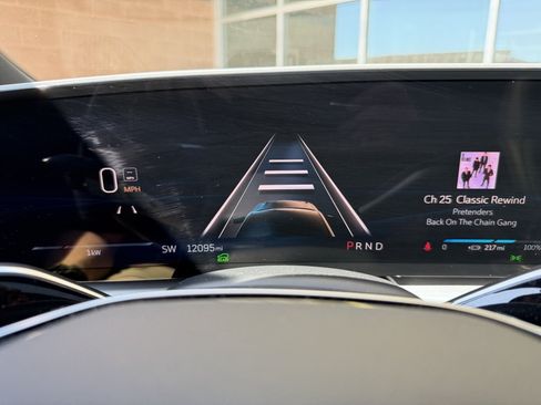 Used 2024 Cadillac Lyriq Sport RWD image 19