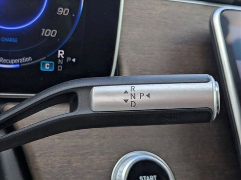 Used 2023 Mercedes-Benz EQS 450+ Sedan image 12