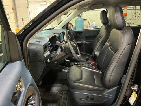 Used 2024 Ford Maverick Lariat w/ Black Appearance Package AWD/4WD image 16