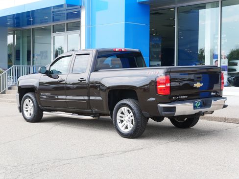 Certified 2018 Chevrolet Silverado 1500 LT w/ All Star Edition AWD/4WD image 4