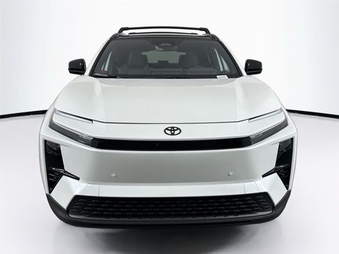 New 2026 Toyota C-HR AWD/4WD image 4