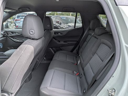 Used 2025 Chevrolet Equinox LT FWD image 50