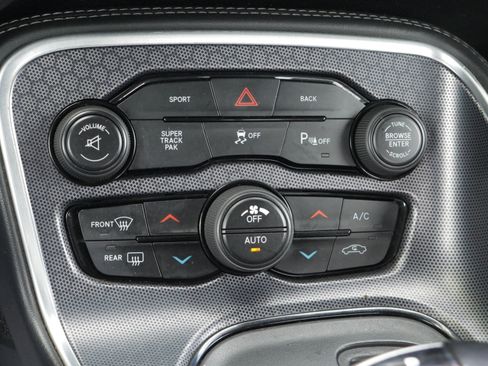 Used 2015 Dodge Challenger R/T w/ Quick Order Package 28D R/T RWD image 16