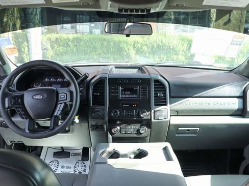 Used 2019 Ford F250 XL w/ Power Equipment Group image 26