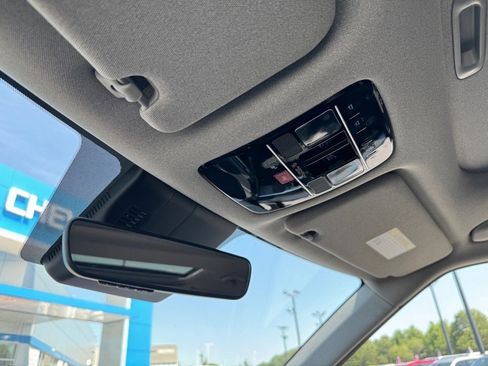 Used 2025 Hyundai Santa Fe Limited image 26