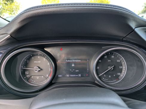 Used 2023 Buick Encore GX Essence w/ Experience Buick Package image 27