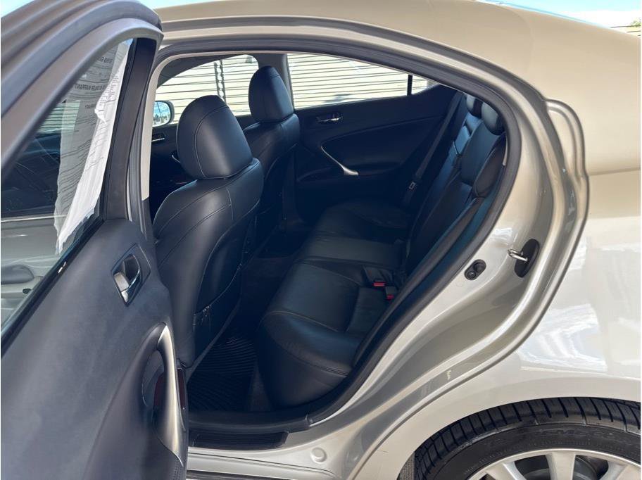 Used 2008 Lexus IS 250 AWD w/ Premium Pkg image 11