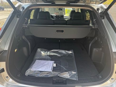 New 2025 Mitsubishi Outlander SE image 16