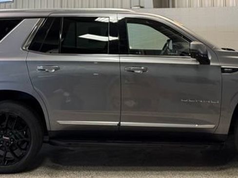 Used 2022 GMC Yukon Denali AWD/4WD image 7