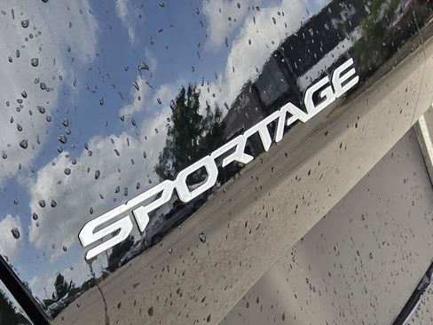 New 2026 Kia Sportage EX FWD image 8