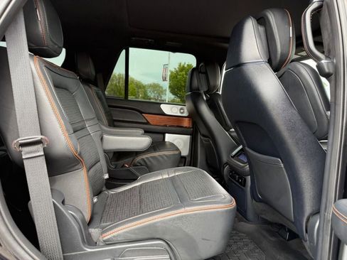 Used 2023 Lincoln Navigator Black Label AWD/4WD image 12