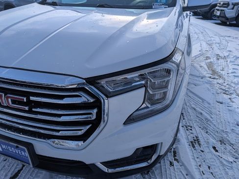 Used 2022 GMC Terrain SLT image 12