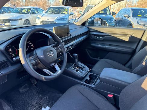 Used 2025 Honda CR-V LX image 13