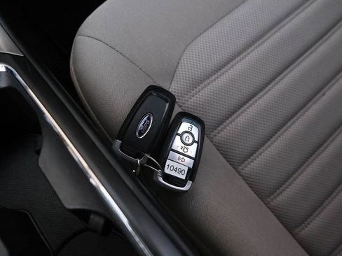 Used 2018 Ford Fusion SE image 41