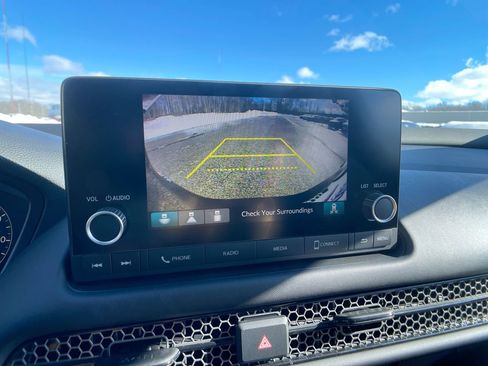 Used 2024 Honda HR-V Sport image 17