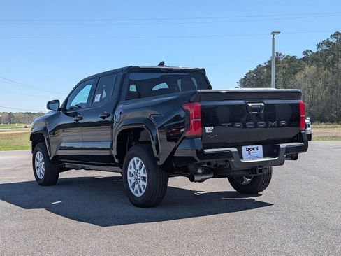 New 2026 Toyota Tacoma SR5 image 3