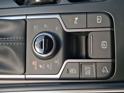 New 2026 Kia Sorento EX AWD/4WD image 17