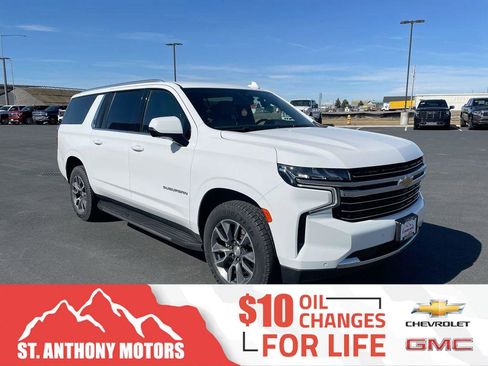 Certified 2021 Chevrolet Suburban LT w/ Luxury Package image 1