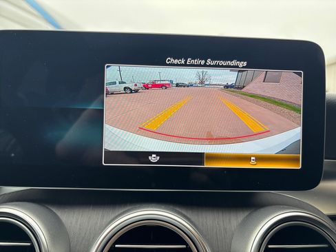 Used 2021 Mercedes-Benz C 300 4MATIC Sedan image 24