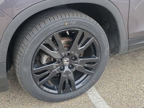 Used 2021 Honda Pilot Special Edition image 9