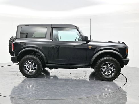 Used 2023 Ford Bronco Badlands image 4