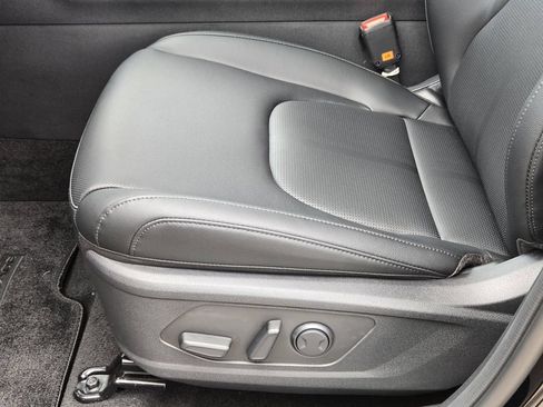 New 2026 Kia Sportage EX FWD image 17