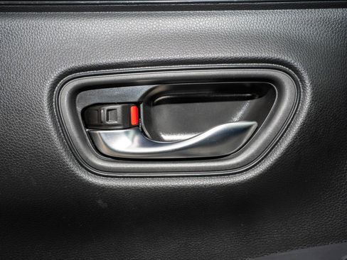 Used 2023 Honda HR-V LX image 26