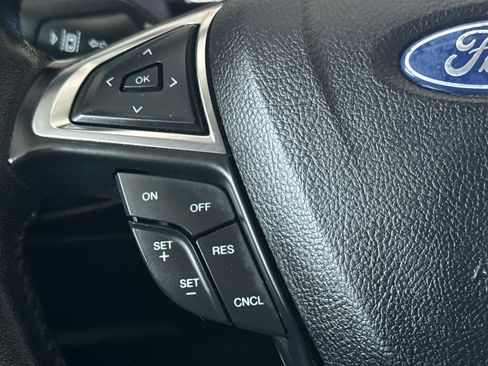 Used 2022 Ford Edge SEL image 27