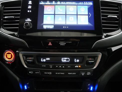 Used 2025 Honda Passport Black Edition image 21