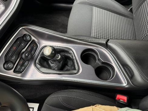 Used 2016 Dodge Challenger R/T w/ Driver Convenience Group RWD image 24