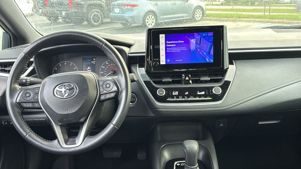 Used 2025 Toyota Corolla SE FWD image 8